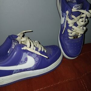 Nike Air Women’s Purple and White Sneakers